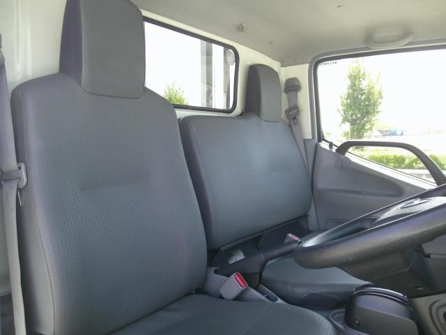 Hino DUTRO 2024-08 7199549-18