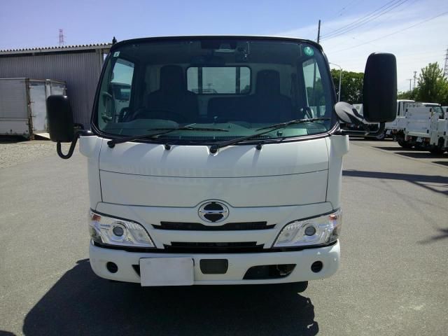 Hino DUTRO 2024-08 7199549-1
