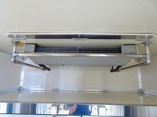 Hino DUTRO 2020-06 7199545-21