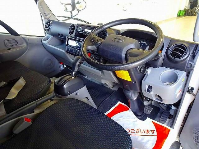 Hino DUTRO 2020-06 7199545-4