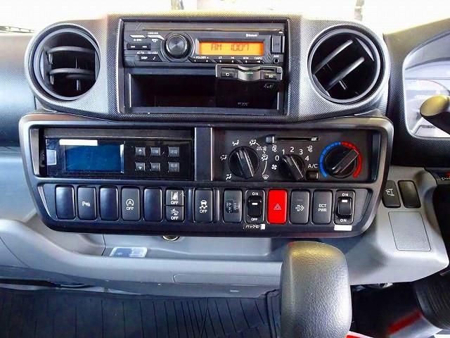 Hino DUTRO 2020-06 7199545-7