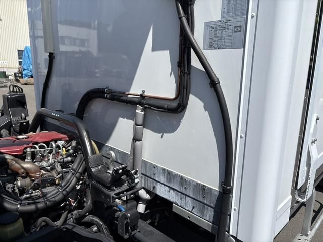 Hino DUTRO 2020-12 7199567-11