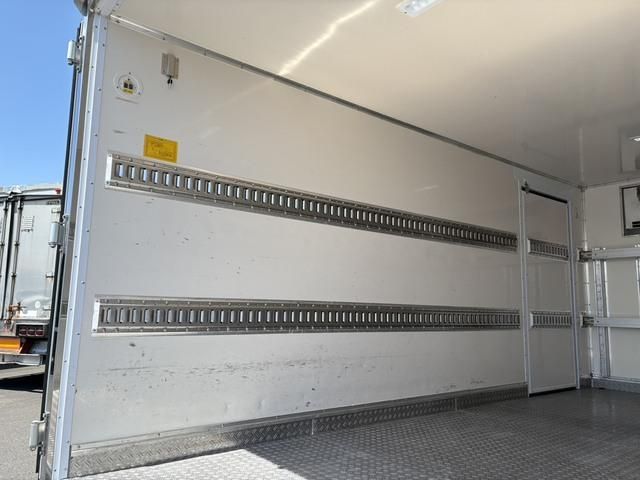 Hino DUTRO 2020-12 7199567-19