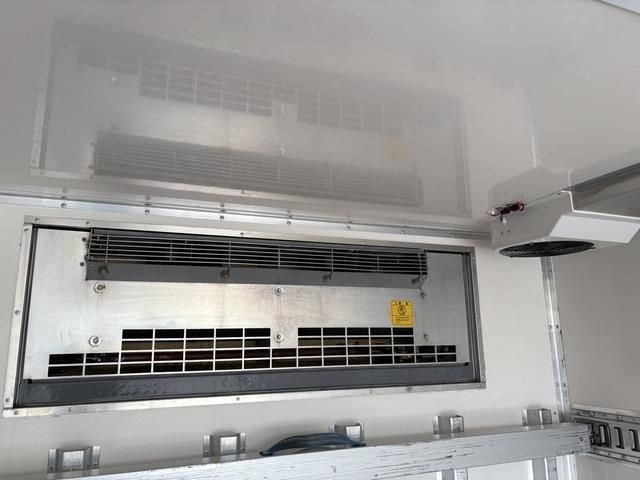 Hino DUTRO 2020-12 7199567-22