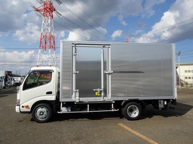 Hino DUTRO 2025-05 7199527-2