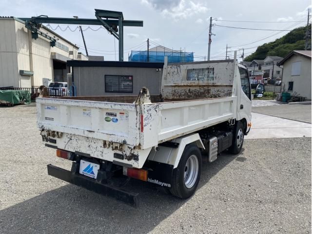 Hino DUTRO 2021-03 7199548-3