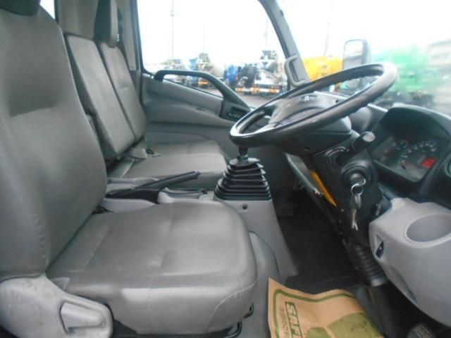 Hino DUTRO 2012-08 7199534-16