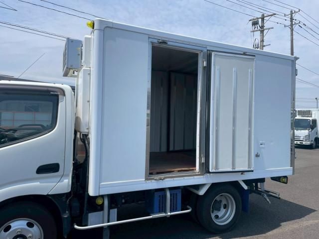 Hino DUTRO 2020-07 7199544-7