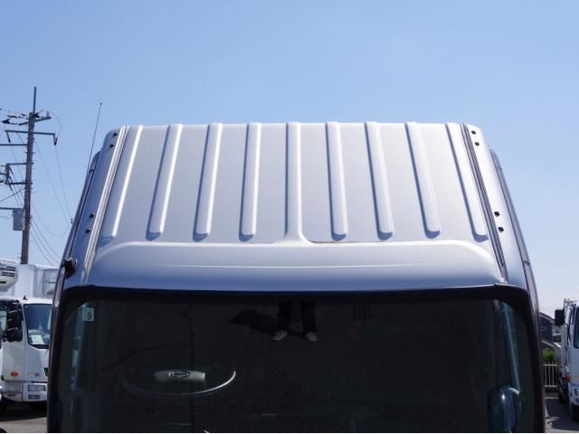 Hino DUTRO 2017-09 7199564-13
