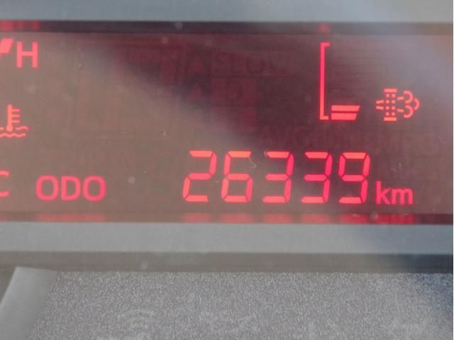 Hino DUTRO 2017-09 7199564-24