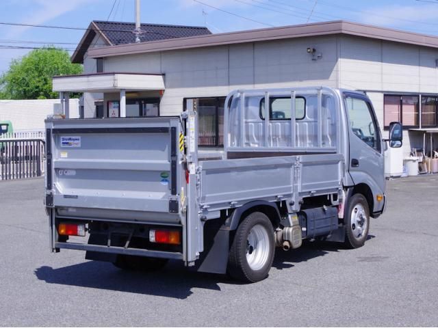 Hino DUTRO 2017-09 7199564-3