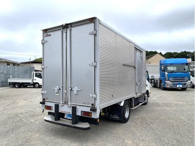 Hino DUTRO 2016-02 7199584-3