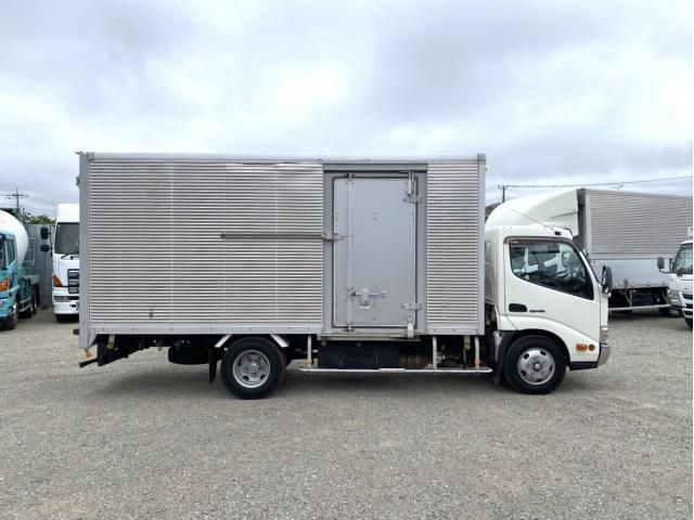 Hino DUTRO 2016-02 7199584-7