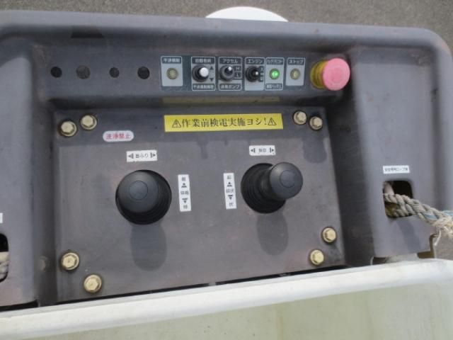 Hino DUTRO 2017-12 7199566-16