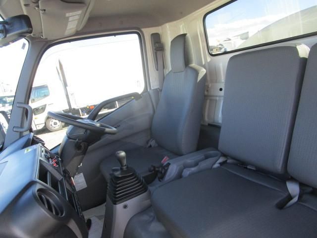 Hino DUTRO 2025-10 7199526-20