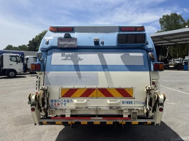 Hino DUTRO 2015-10 7199572-8