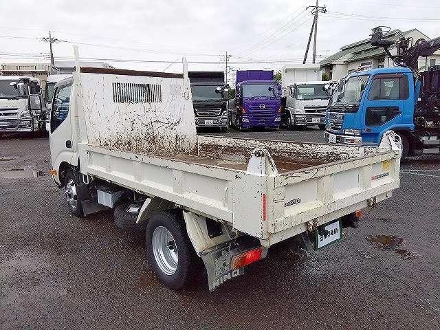 Hino DUTRO 2017-09 7199565-3