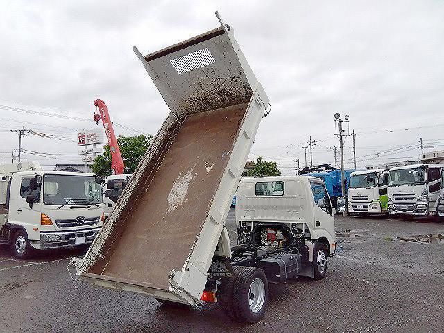 Hino DUTRO 2017-09 7199565-5