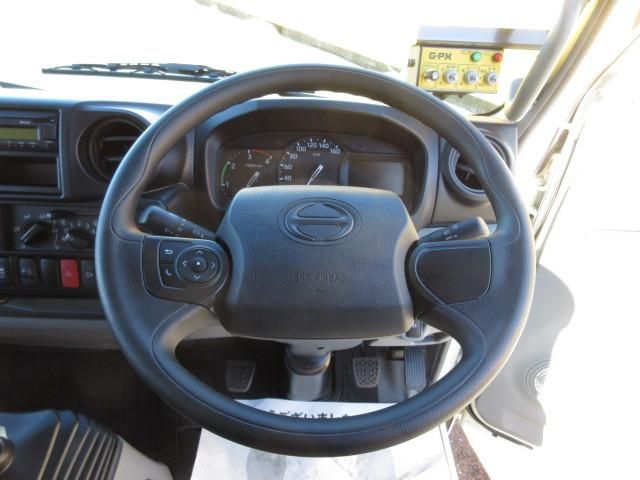 Hino DUTRO 2025-10 7199524-19