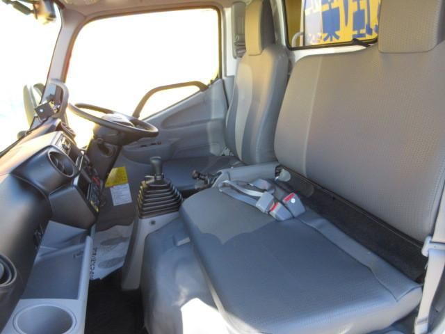 Hino DUTRO 2025-10 7199524-27