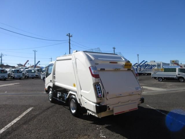 Hino DUTRO 2025-10 7199524-2