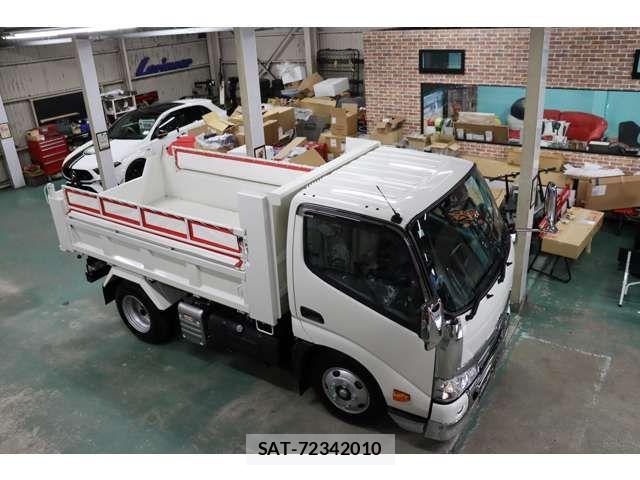 Hino DUTRO 2025-07 7217762-10