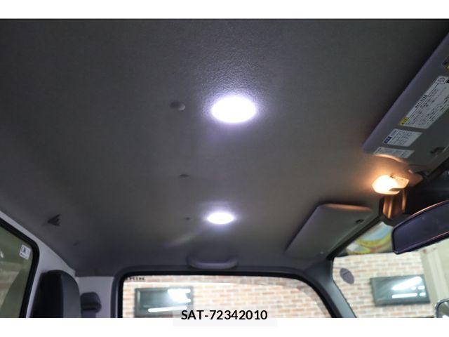 Hino DUTRO 2025-07 7217762-21