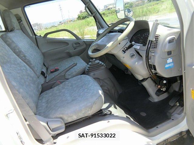 Hino DUTRO 2007-07 7217737-2