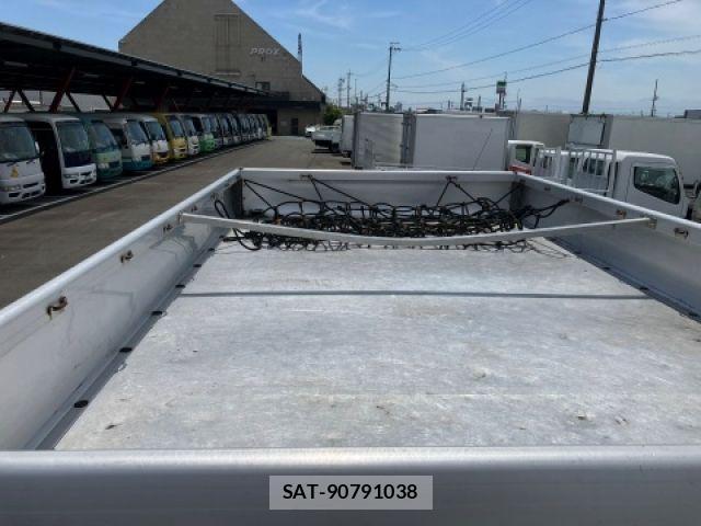 Hino DUTRO 2013-03 7217738-11