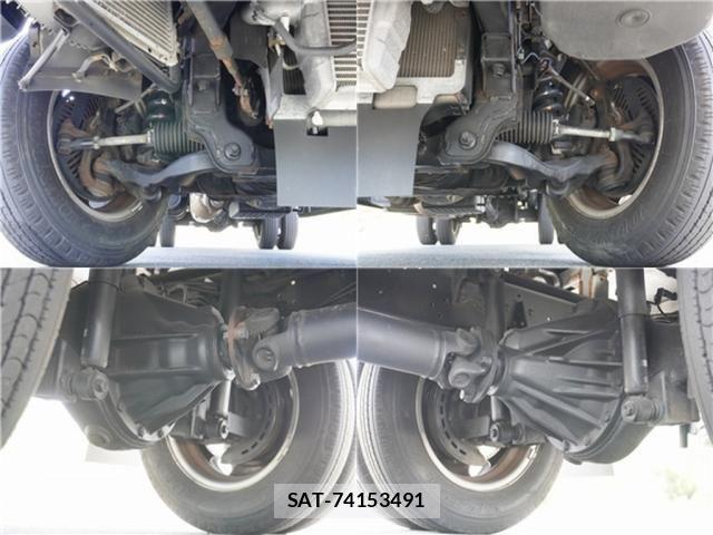 Hino DUTRO 2018-10 7217758-20