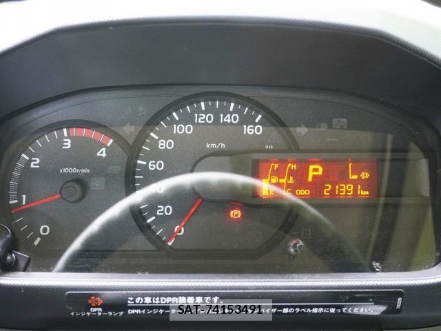 Hino DUTRO 2018-10 7217758-3