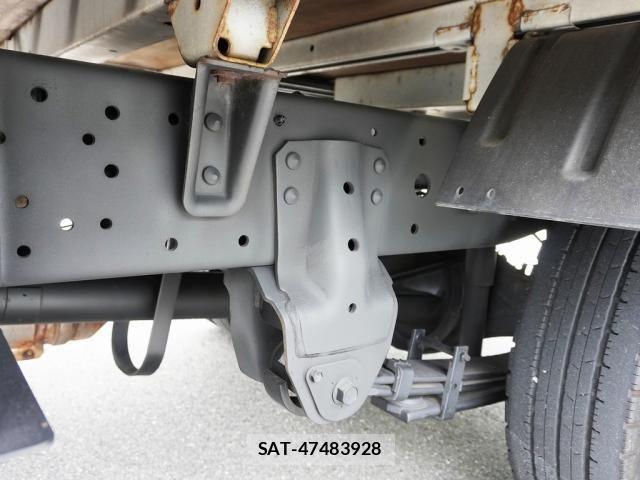 Hino DUTRO 2015-02 7217748-17