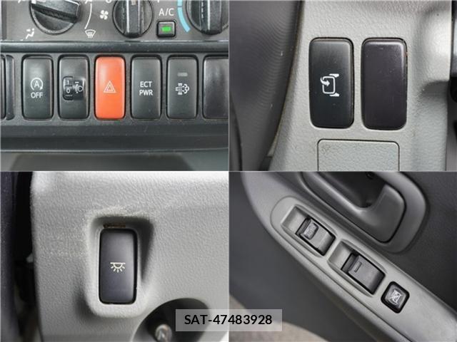 Hino DUTRO 2015-02 7217748-24