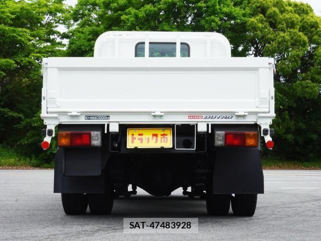 Hino DUTRO 2015-02 7217748-7