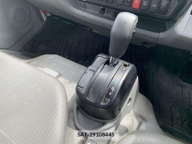 Hino DUTRO 2015-01 7217739-4