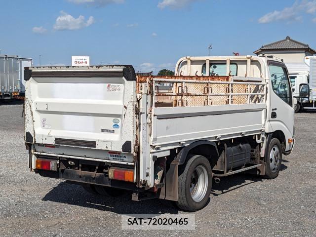 Hino DUTRO 2016-04 7250602-3