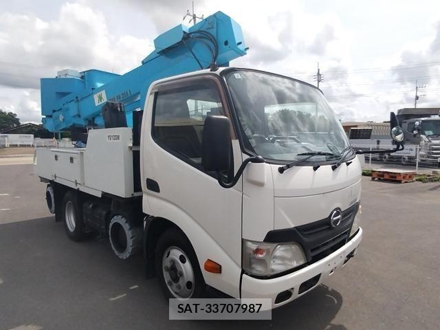 Hino DUTRO 2013-06 7250584-1