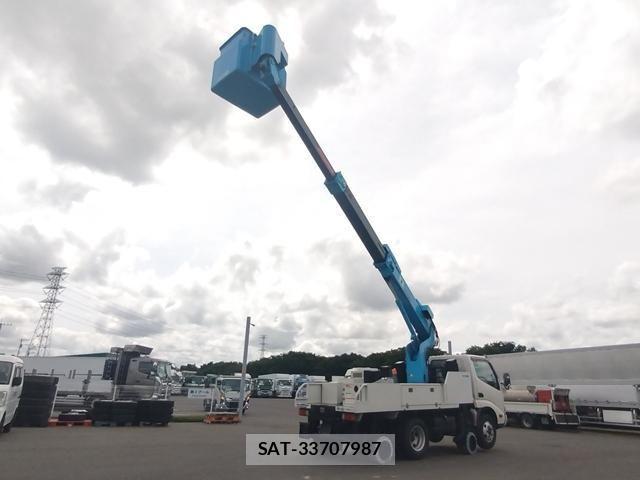 Hino DUTRO 2013-06 7250584-6