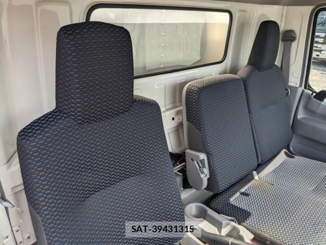Hino DUTRO 2022-06 7250568-26