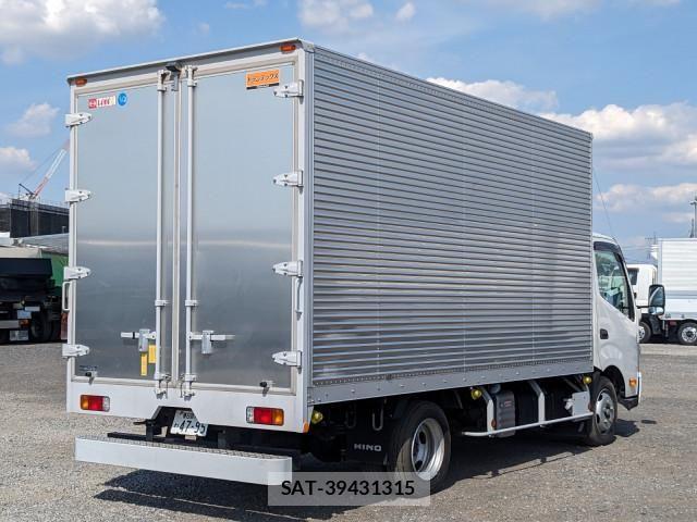 Hino DUTRO 2022-06 7250568-3