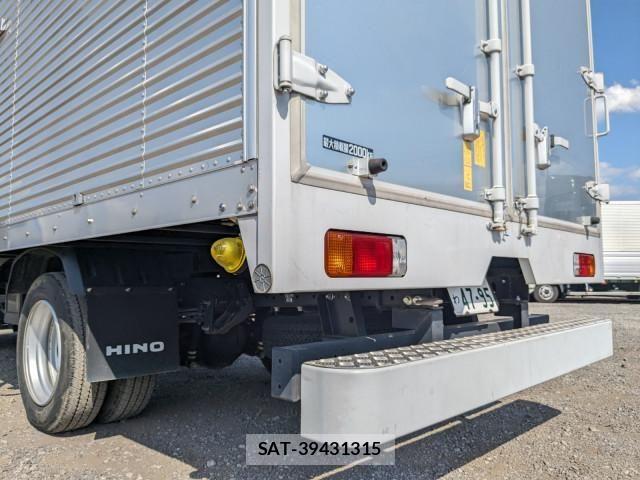 Hino DUTRO 2022-06 7250568-6