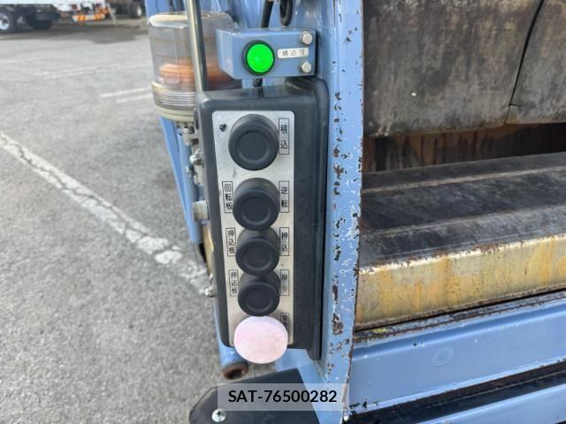 Hino DUTRO 2017-11 7250591-9