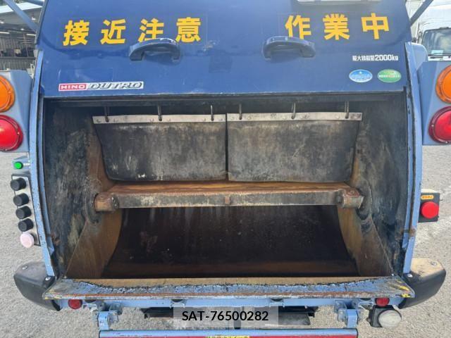 Hino DUTRO 2017-11 7250591-10