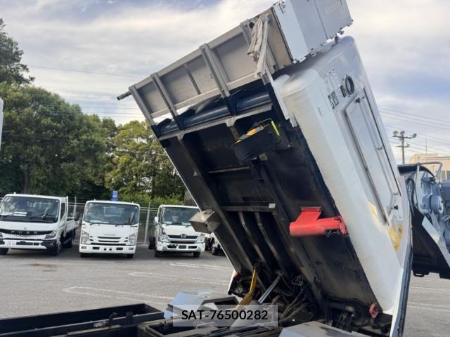 Hino DUTRO 2017-11 7250591-19
