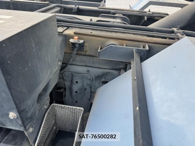 Hino DUTRO 2017-11 7250591-26