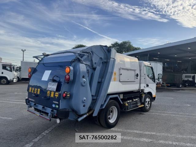 Hino DUTRO 2017-11 7250591-2