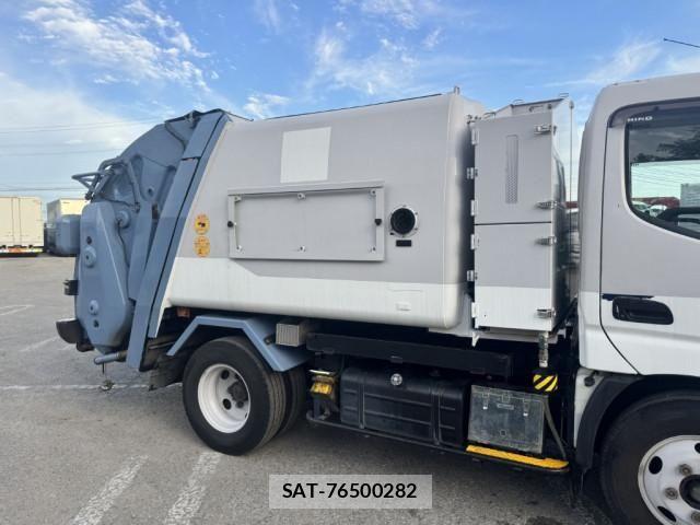 Hino DUTRO 2017-11 7250591-4