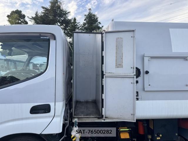 Hino DUTRO 2017-11 7250591-7