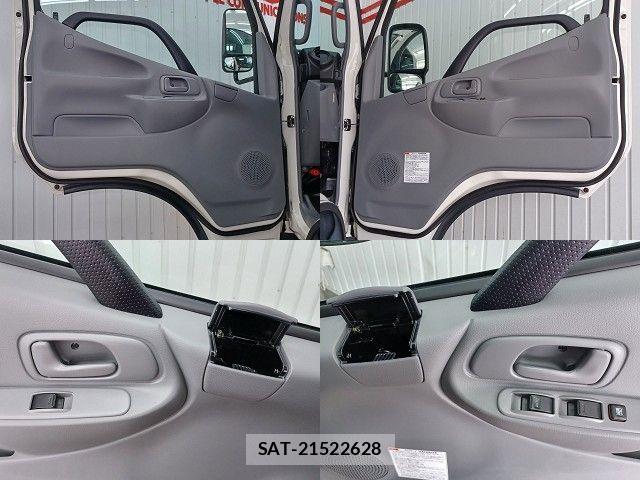 Hino DUTRO 2025-08 7250565-24