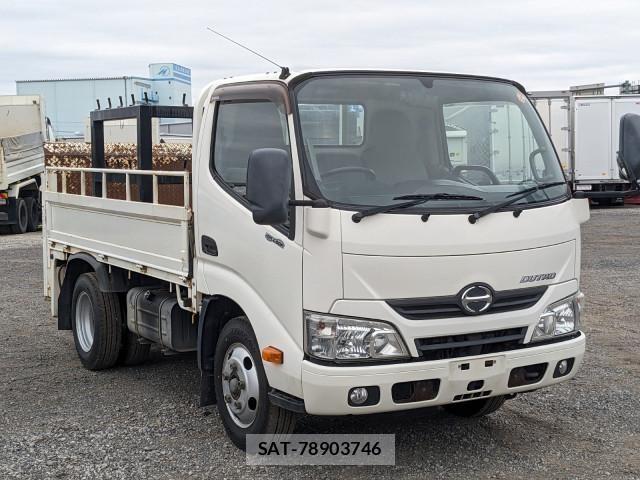 Hino DUTRO 2015-03 7250603-1